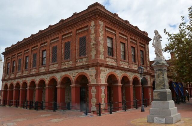 Port Adelaide was never glamorous. It was the working mouth of a colony — the place where ships unloaded cargo and passengers, and where South Australia began in earnest.This driving mystery journey traces two centuries of that history across eight stops. You'll discover the mudflat origins that earned the port its bleakest nickname, a flour mill from the 1850s, a lighthouse dismantled and reassembled more times than seems reasonable, and the district's oldest pub — complete with a ghost in the cellar. Between heritage buildings and working wharves, dolphin-inhabited waters and street art, this is a place that refuses to stay down.At the final stop, you'll face the ocean and understand why everything began here.Includes audio narration guiding you between stops.Find it on monoloci.app:
https://monoloci.app/journey/port-adelaide-historical-mysteryMonoloci also available on the App Store and Google Play.#visitsa #seesa #monoloci #portadelaide #sahistory